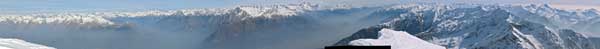Dalla cima del Legnone verso Le Orobie
