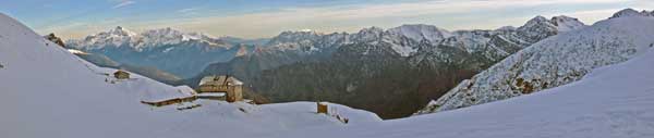 Dal rifugio Grassi verso la Valtellina